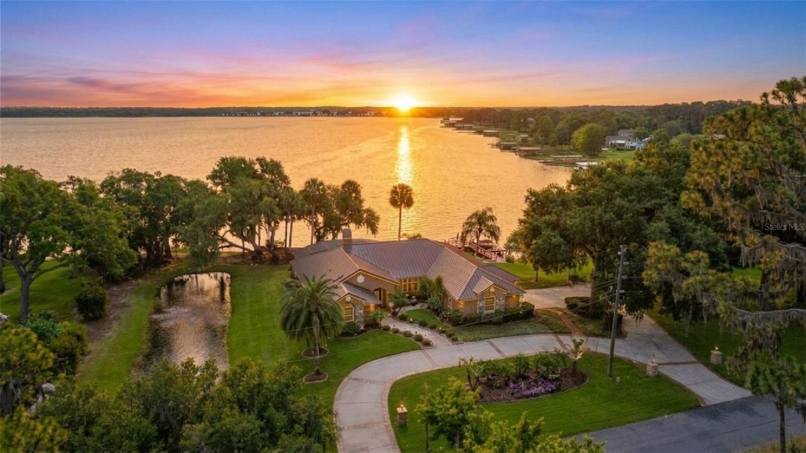 29650 SQUIRREL POINT RD, TAVARES, FL, 32778