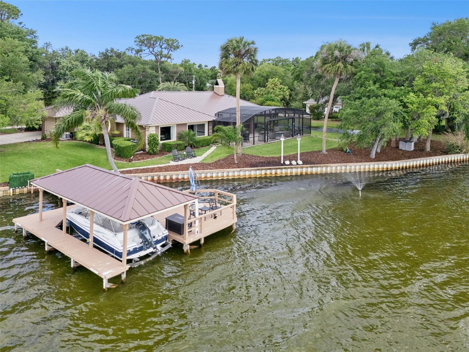 29650 SQUIRREL POINT RD, TAVARES, FL, 32778