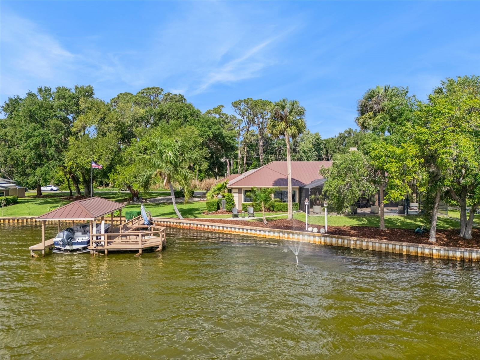 29650 SQUIRREL POINT RD, TAVARES, FL, 32778