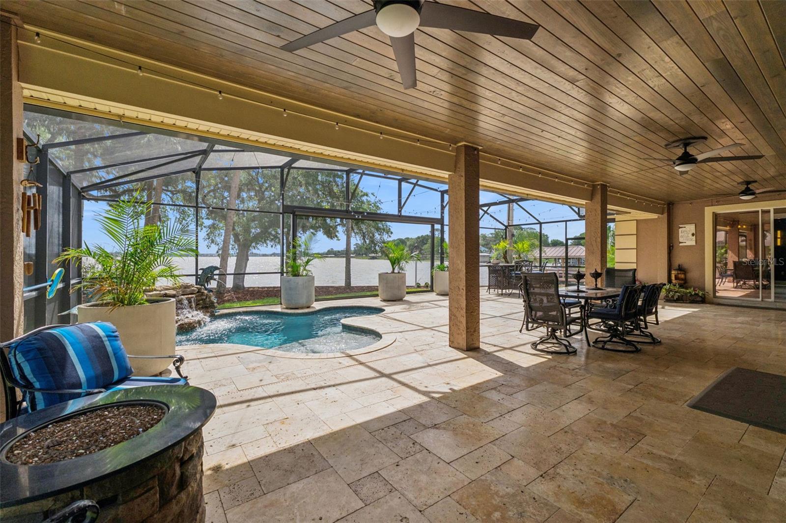 29650 SQUIRREL POINT RD, TAVARES, FL, 32778