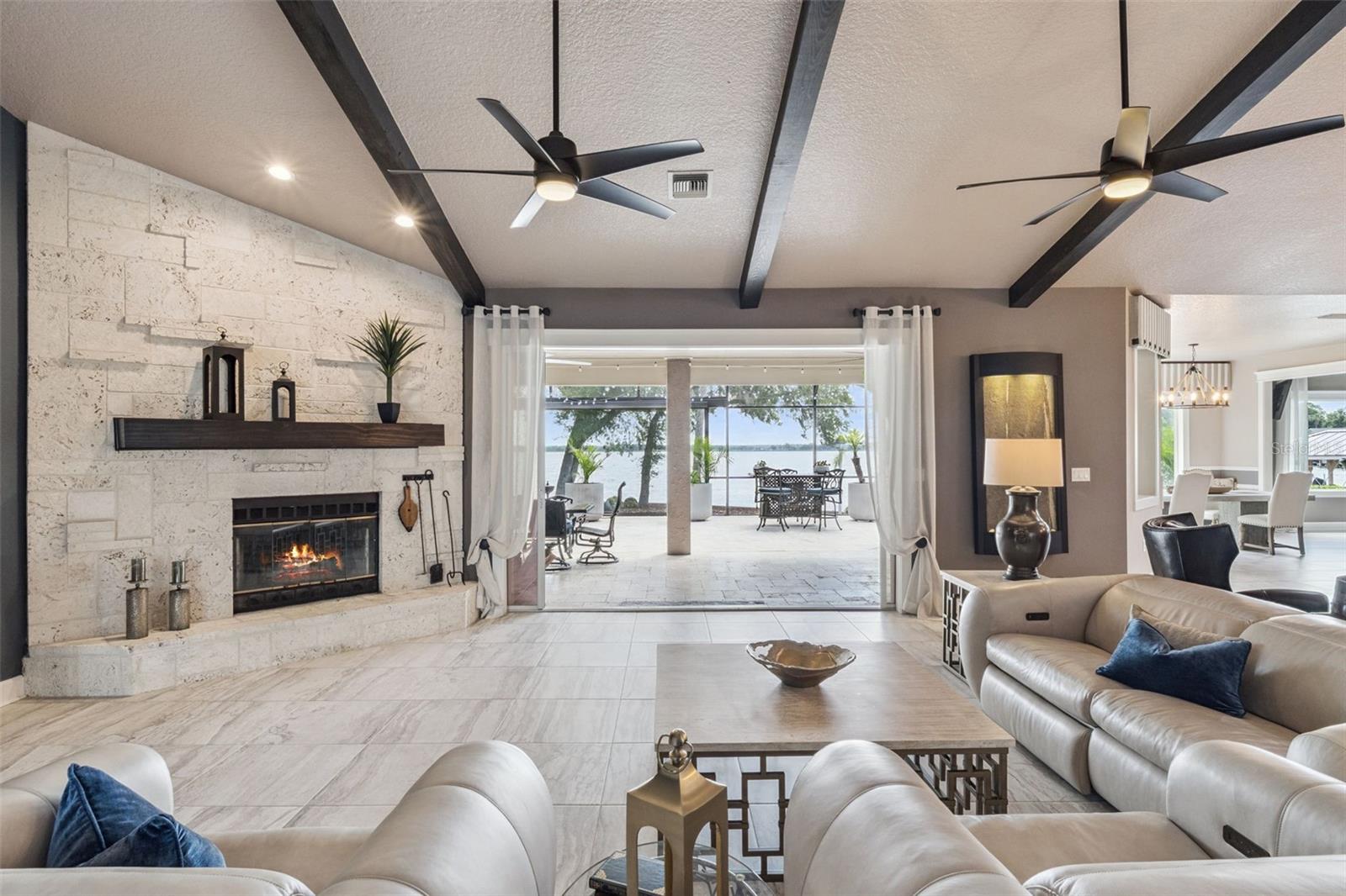 29650 SQUIRREL POINT RD, TAVARES, FL, 32778