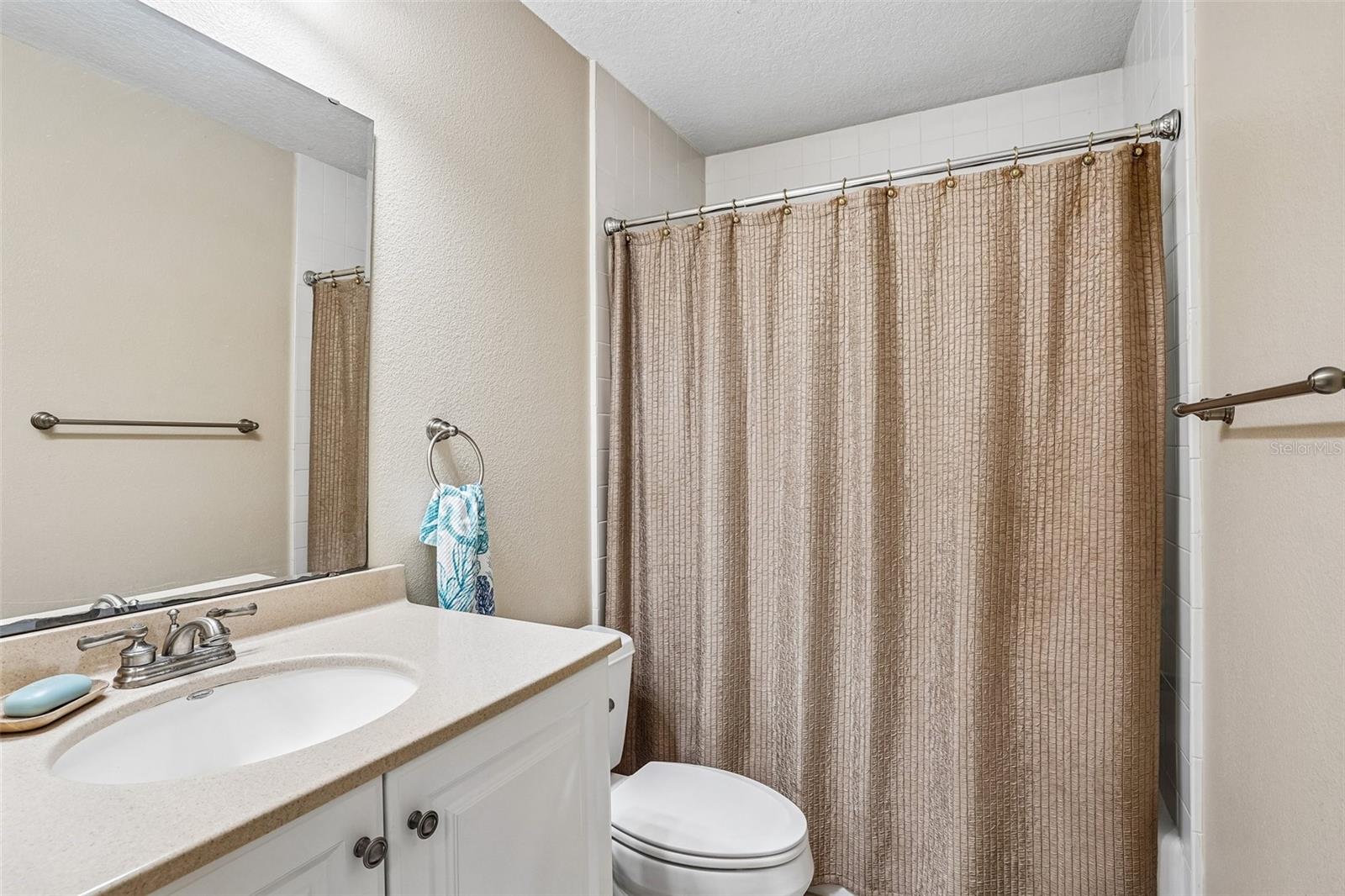 1274 N PALMETTO CIR, EUSTIS, FL, 32726