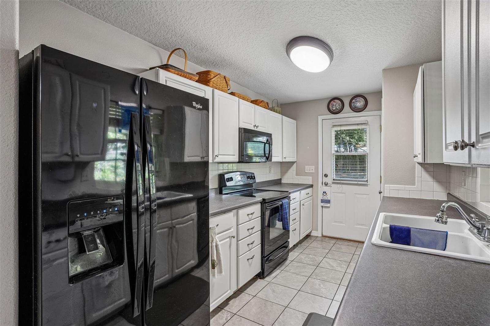 1274 N PALMETTO CIR, EUSTIS, FL, 32726