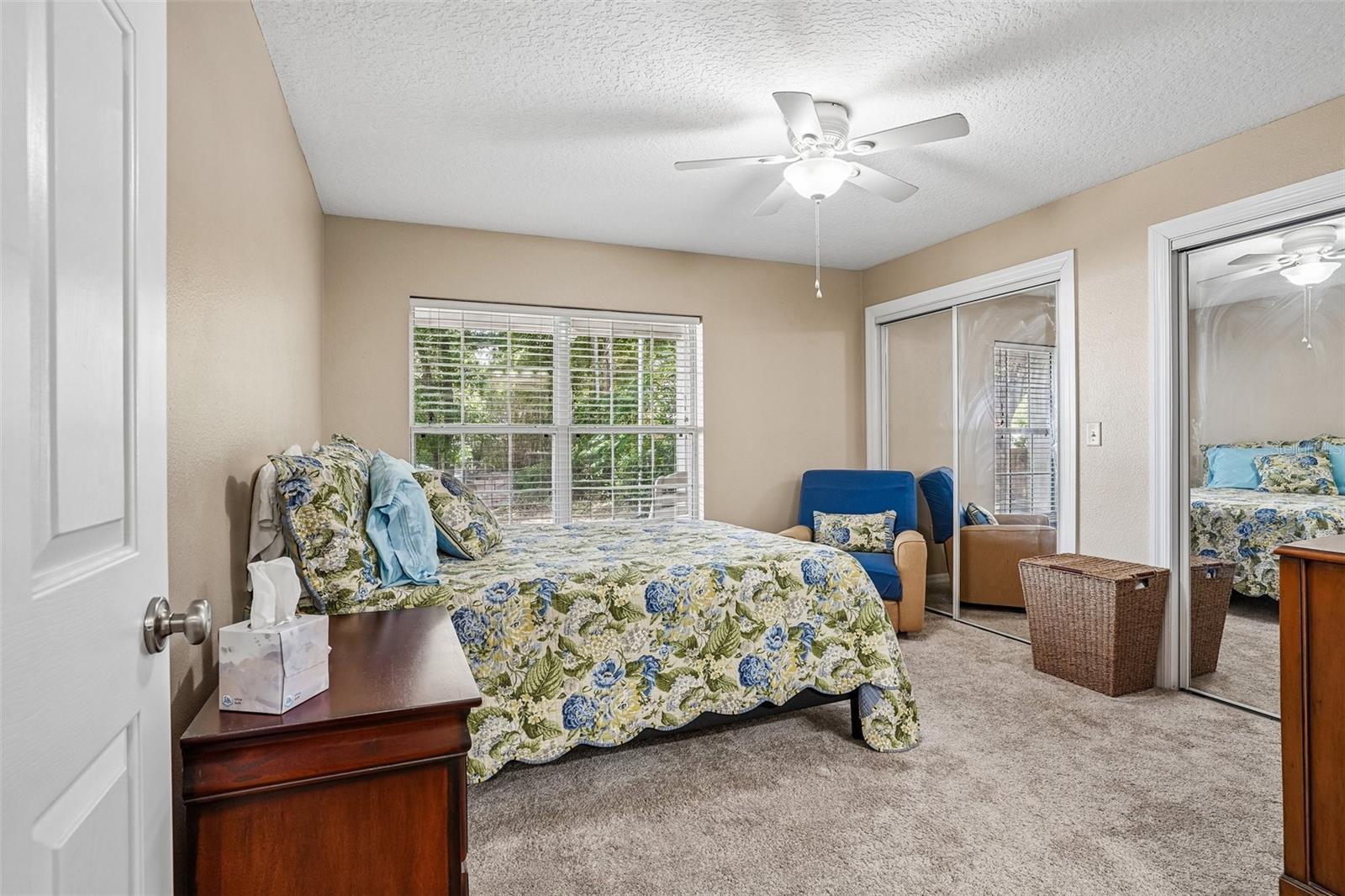 1274 N PALMETTO CIR, EUSTIS, FL, 32726