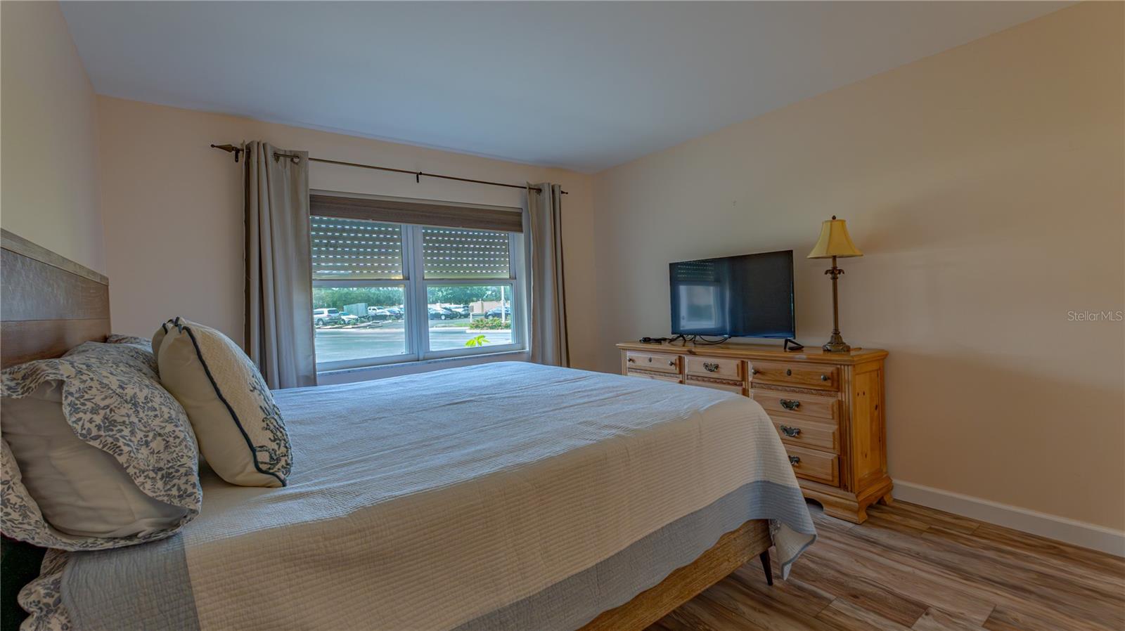 5020 BRITTANY DR S #125, ST PETERSBURG, FL, 33715