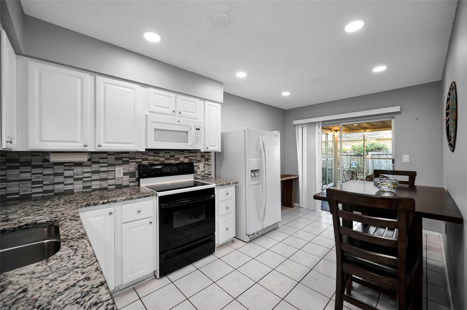 859 OXFORD CT, DUNEDIN, FL, 34698