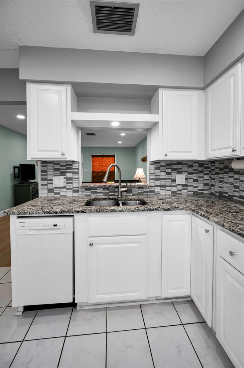 859 OXFORD CT, DUNEDIN, FL, 34698