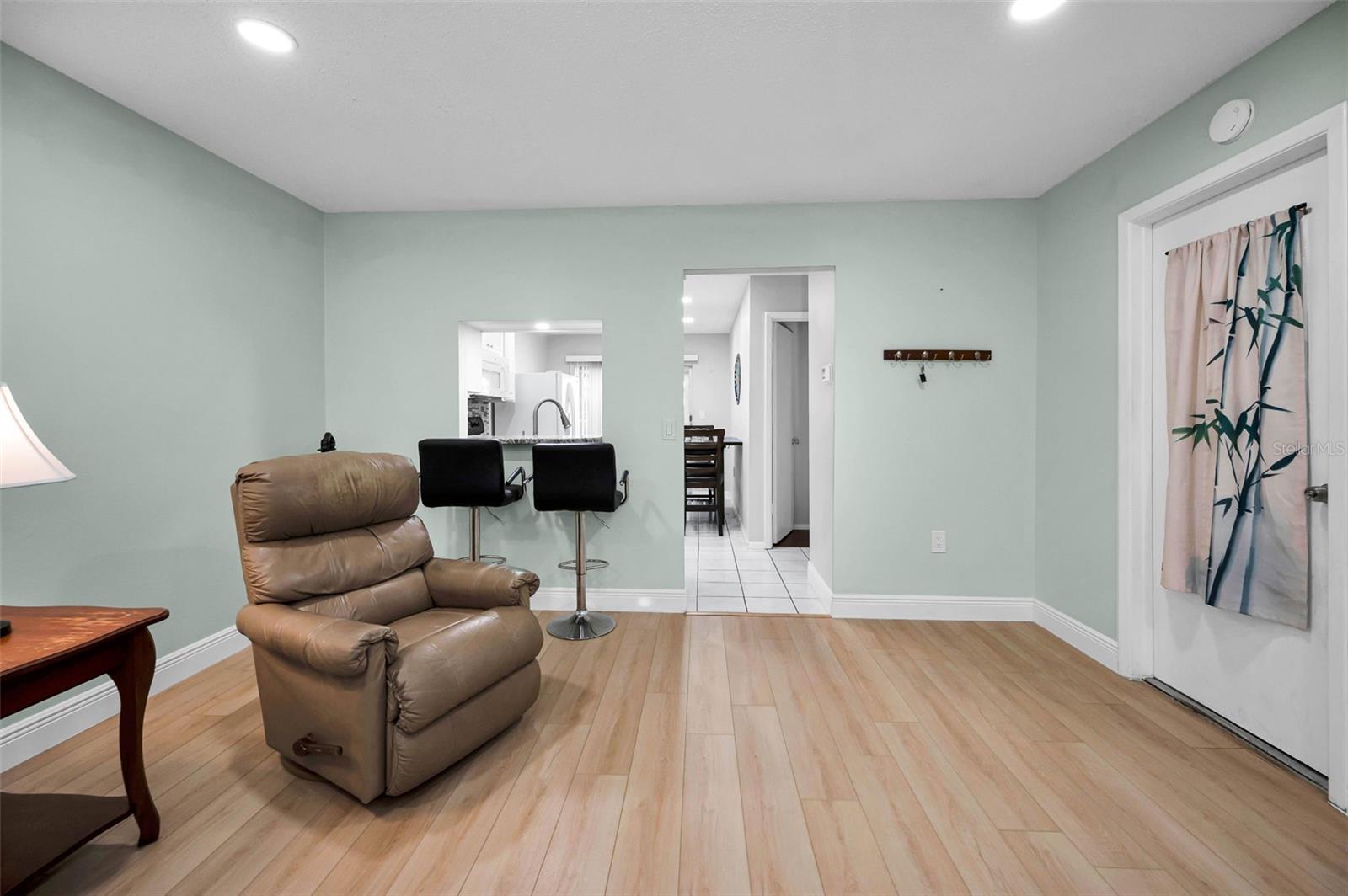 859 OXFORD CT, DUNEDIN, FL, 34698