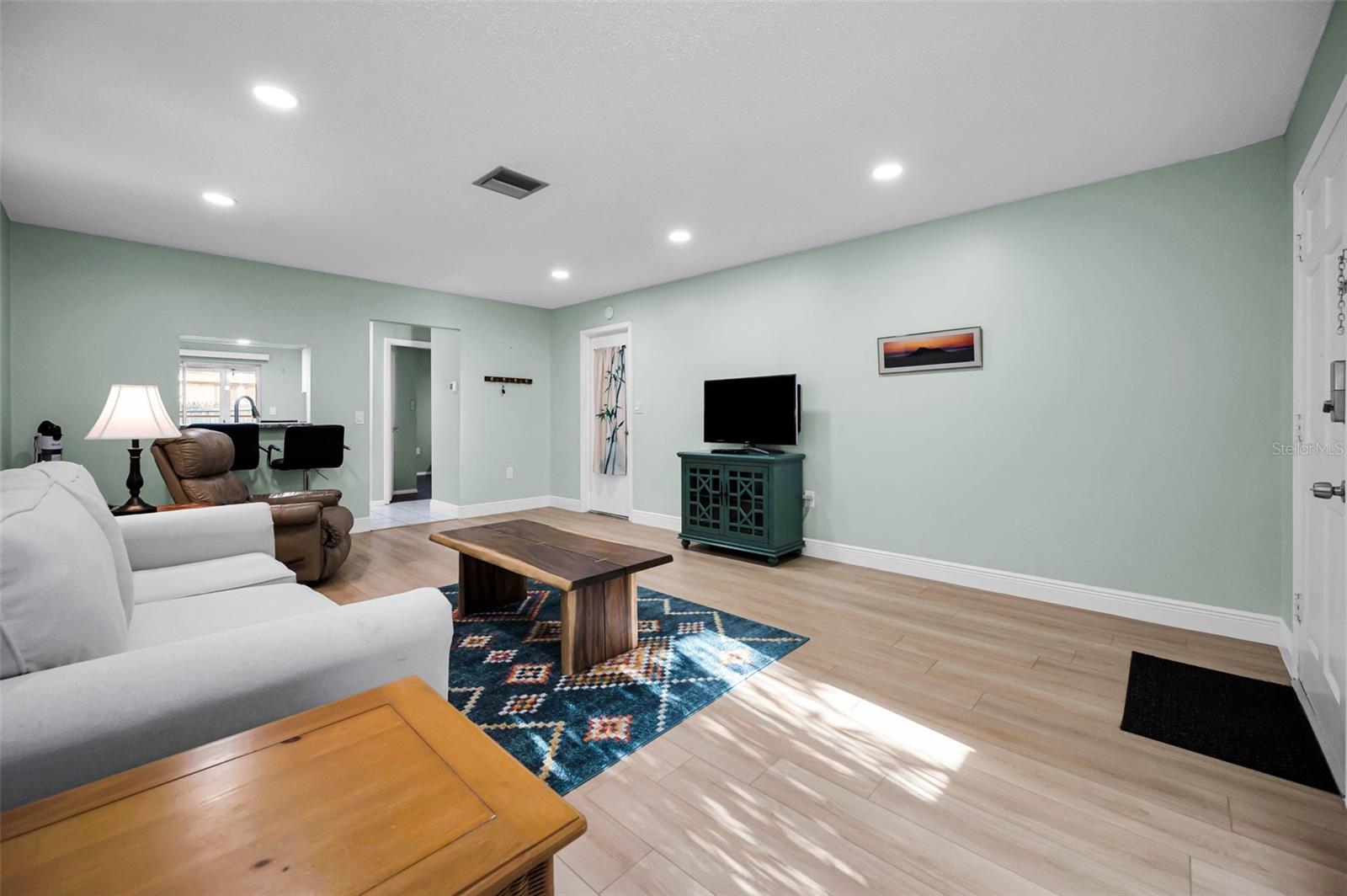 859 OXFORD CT, DUNEDIN, FL, 34698