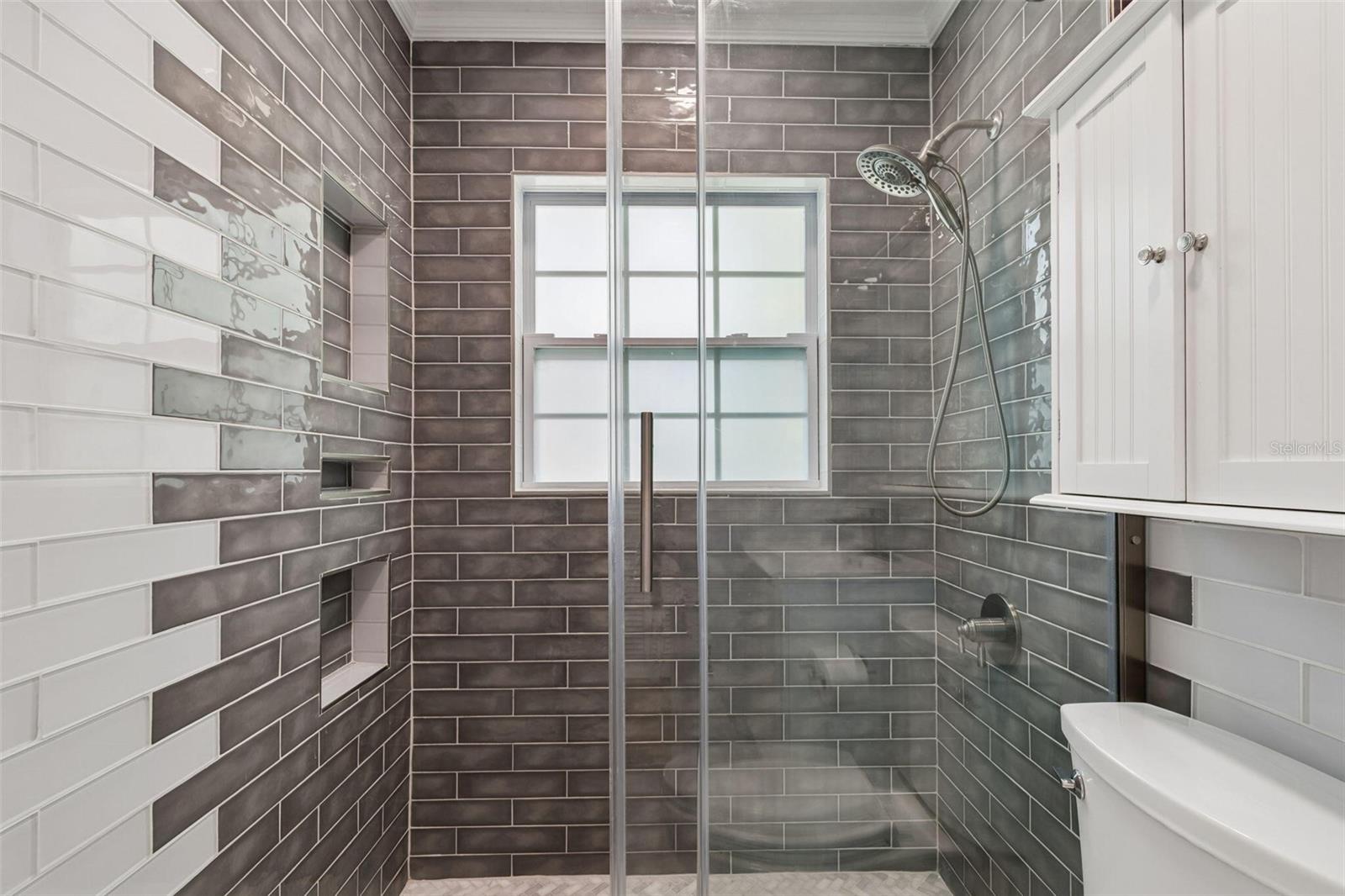 4526 YARDLEY AVE N, ST PETERSBURG, FL, 33713