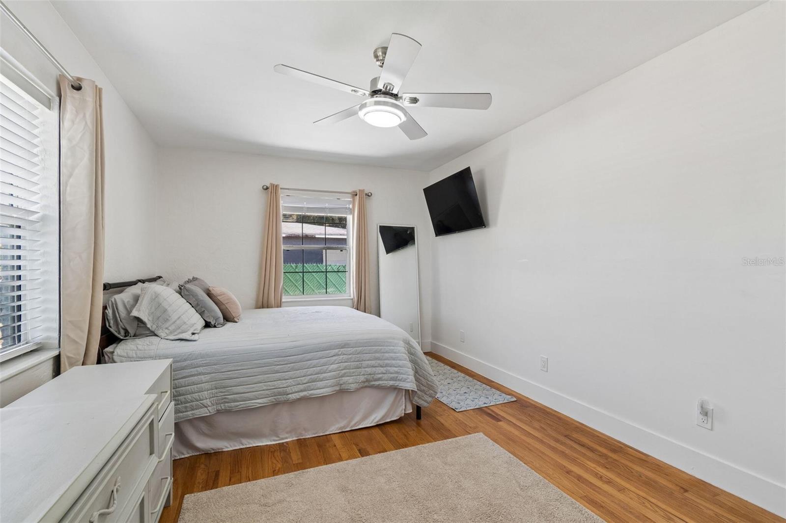 4526 YARDLEY AVE N, ST PETERSBURG, FL, 33713