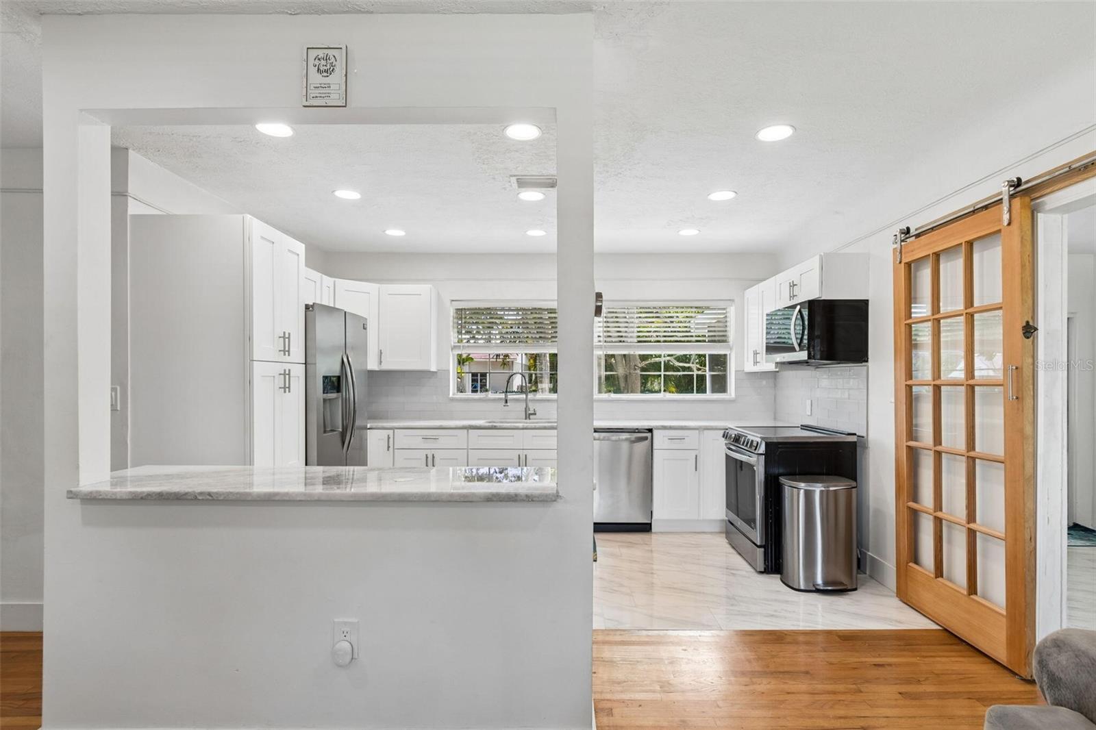 4526 YARDLEY AVE N, ST PETERSBURG, FL, 33713