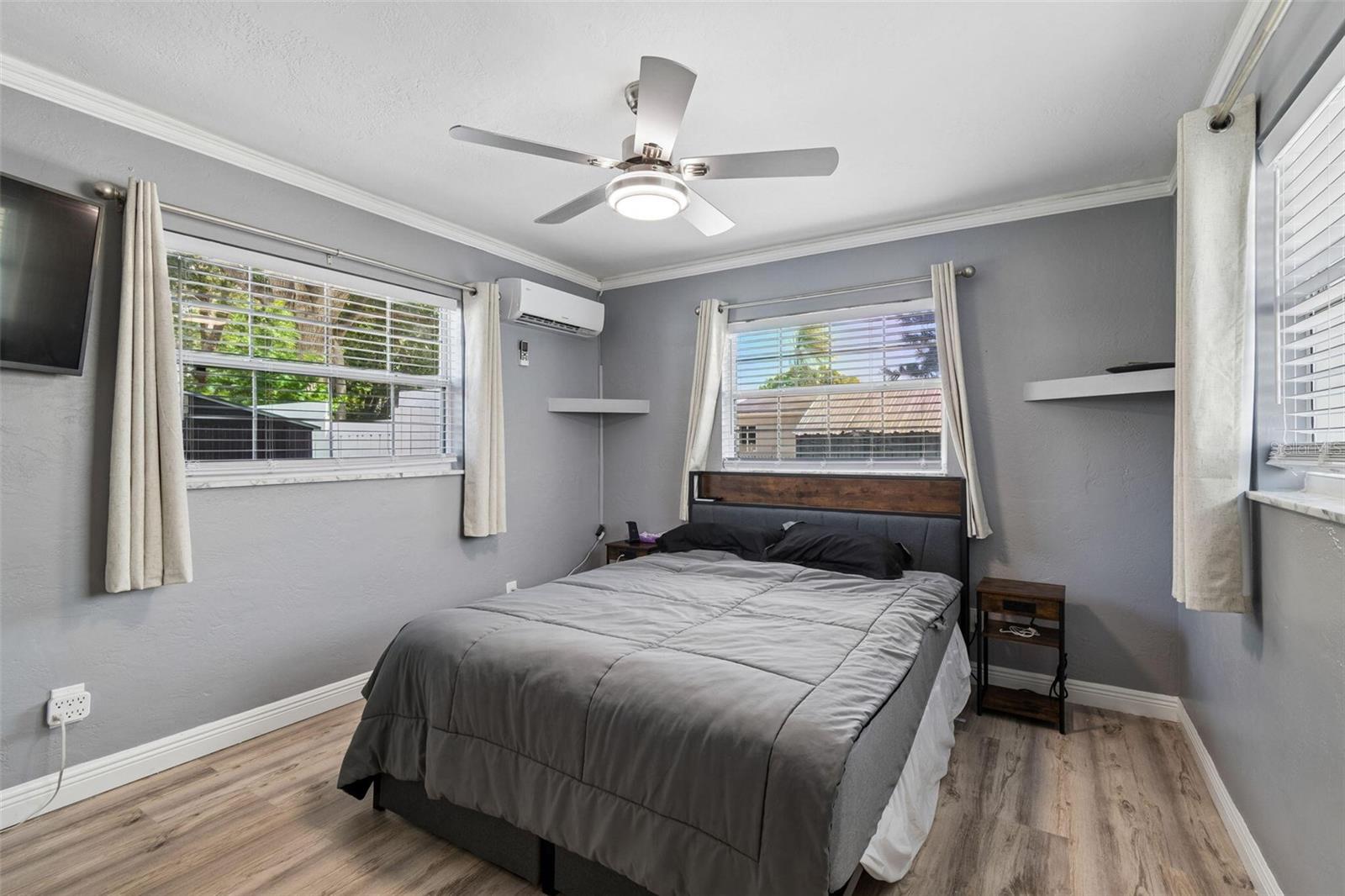 4526 YARDLEY AVE N, ST PETERSBURG, FL, 33713