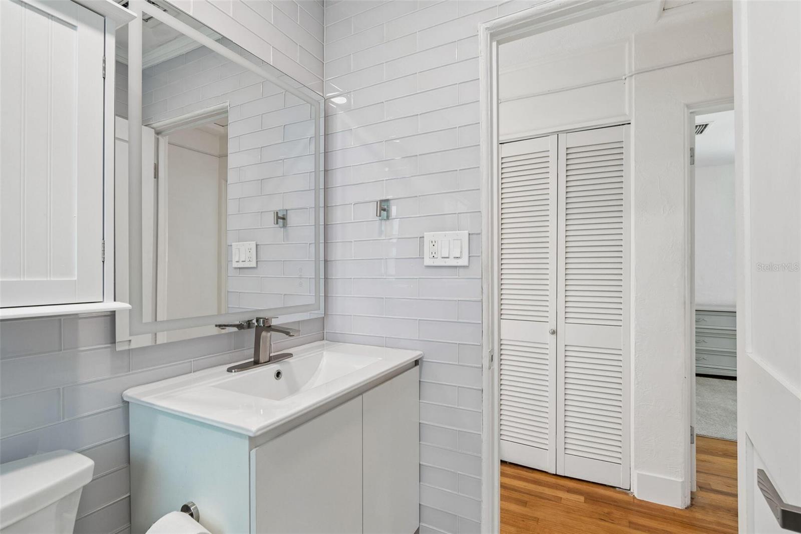 4526 YARDLEY AVE N, ST PETERSBURG, FL, 33713