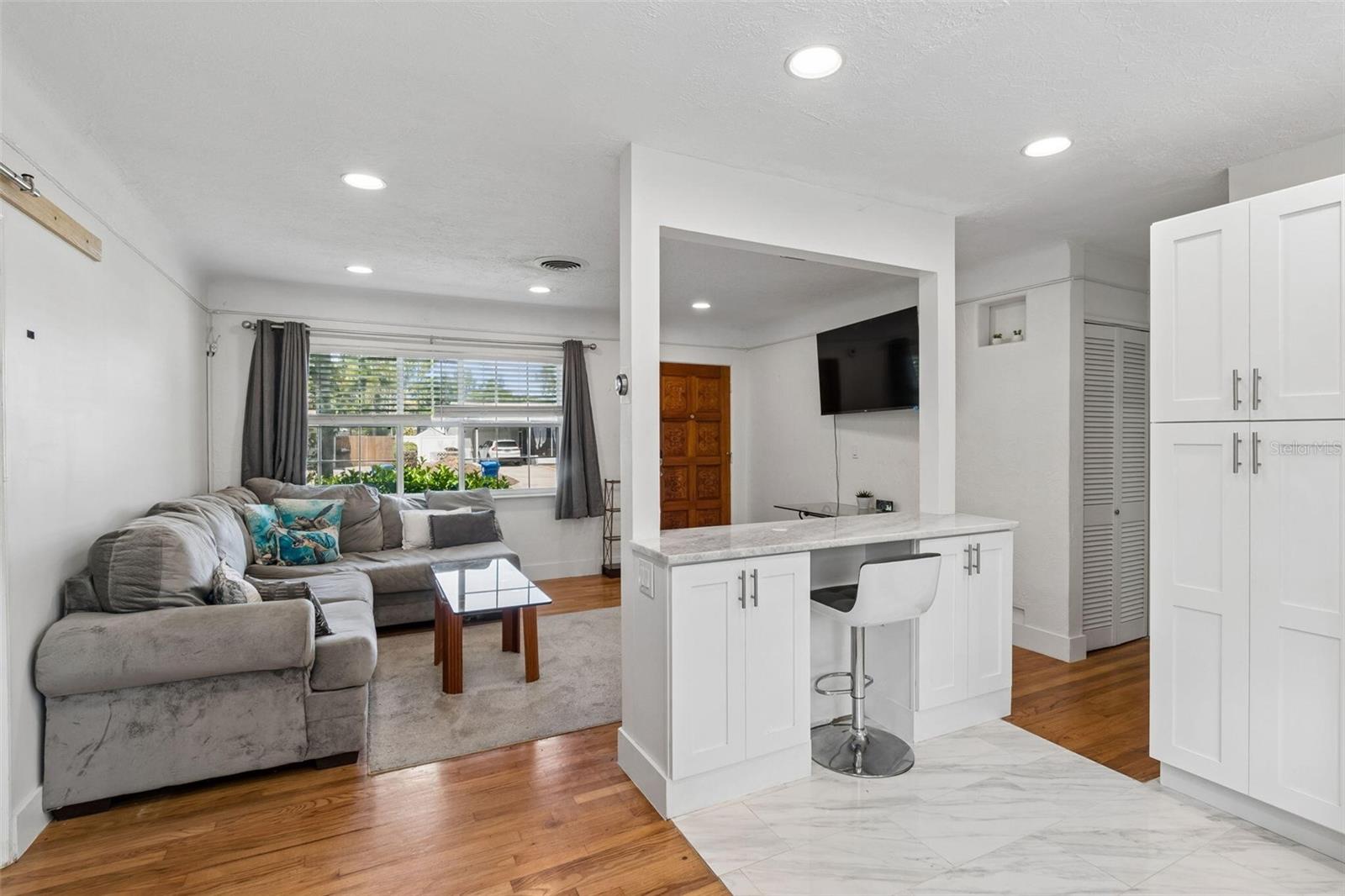 4526 YARDLEY AVE N, ST PETERSBURG, FL, 33713