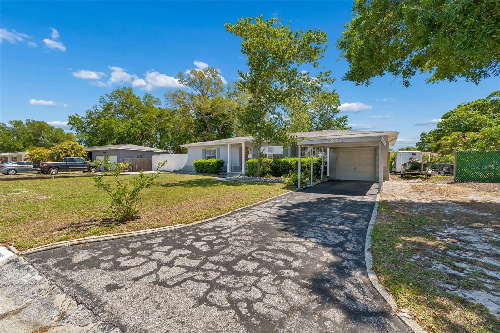 4526 YARDLEY AVE N, ST PETERSBURG, FL, 33713