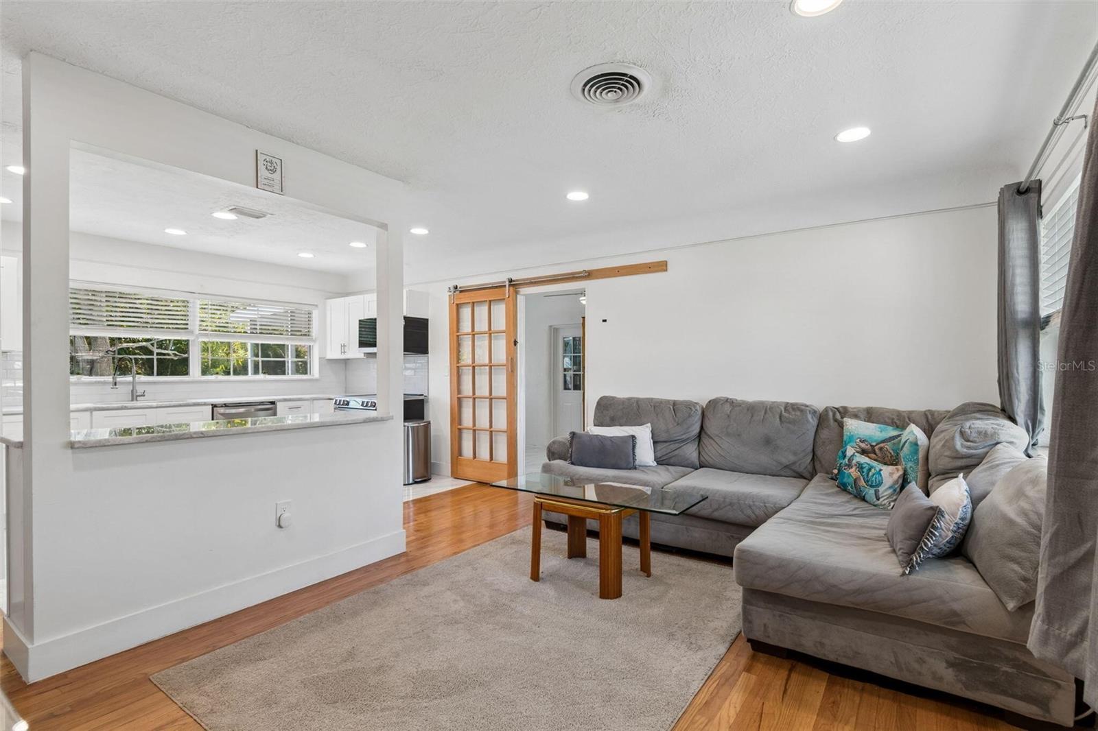 4526 YARDLEY AVE N, ST PETERSBURG, FL, 33713