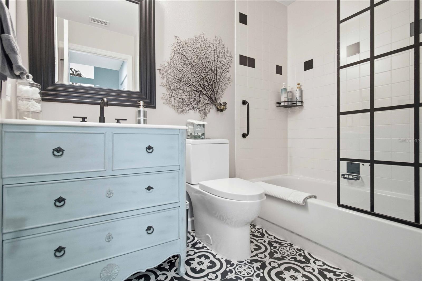 4211 CADDIE DR E #204, BRADENTON, FL, 34203