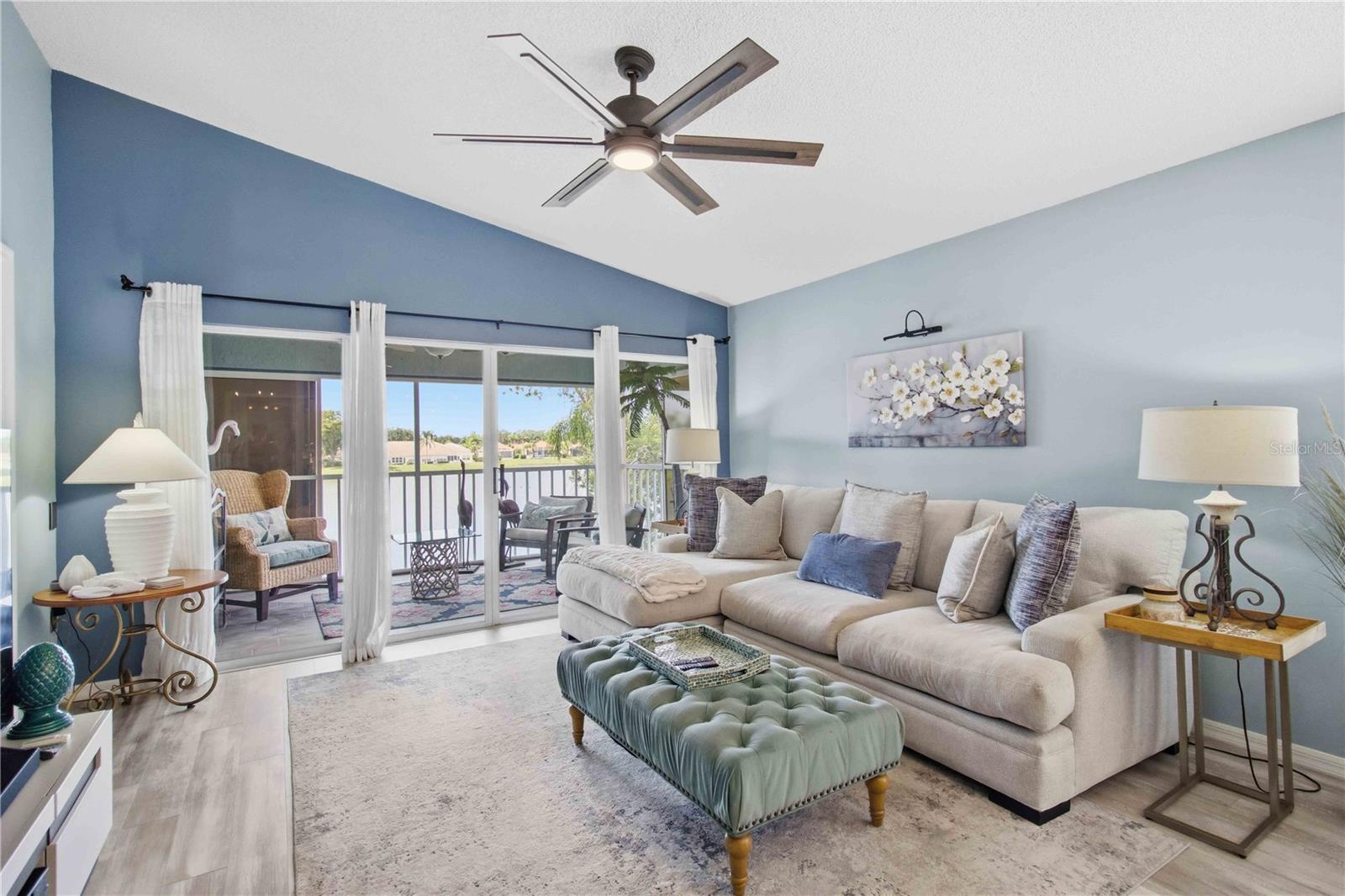 4211 CADDIE DR E #204, BRADENTON, FL, 34203