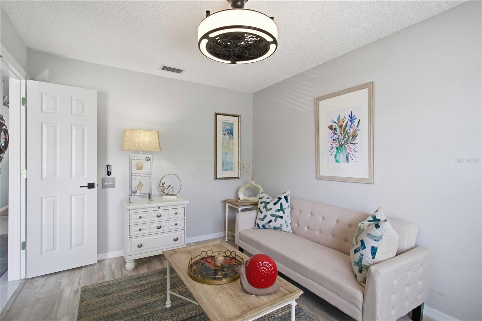 4211 CADDIE DR E #204, BRADENTON, FL, 34203