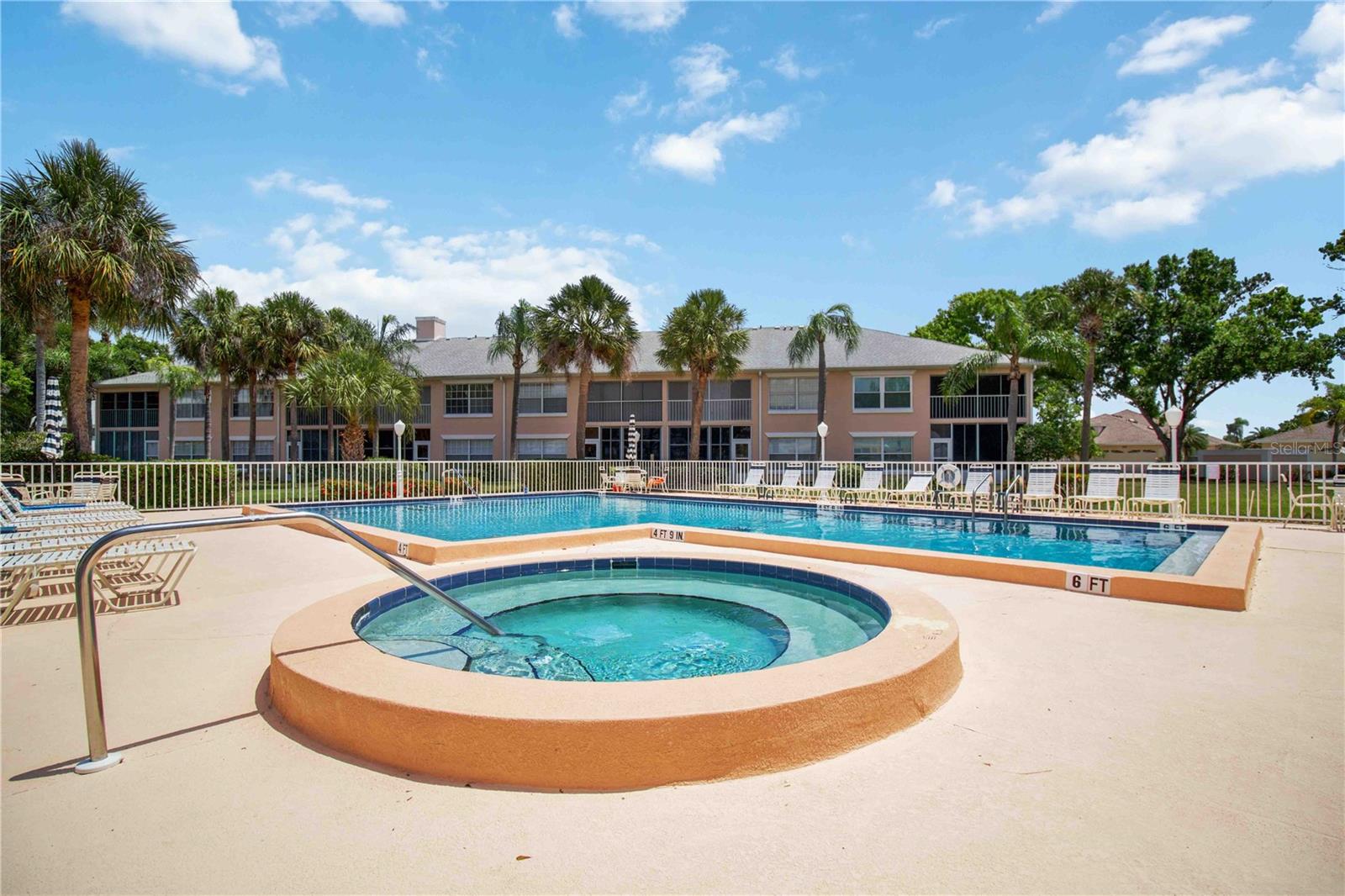 4211 CADDIE DR E #204, BRADENTON, FL, 34203