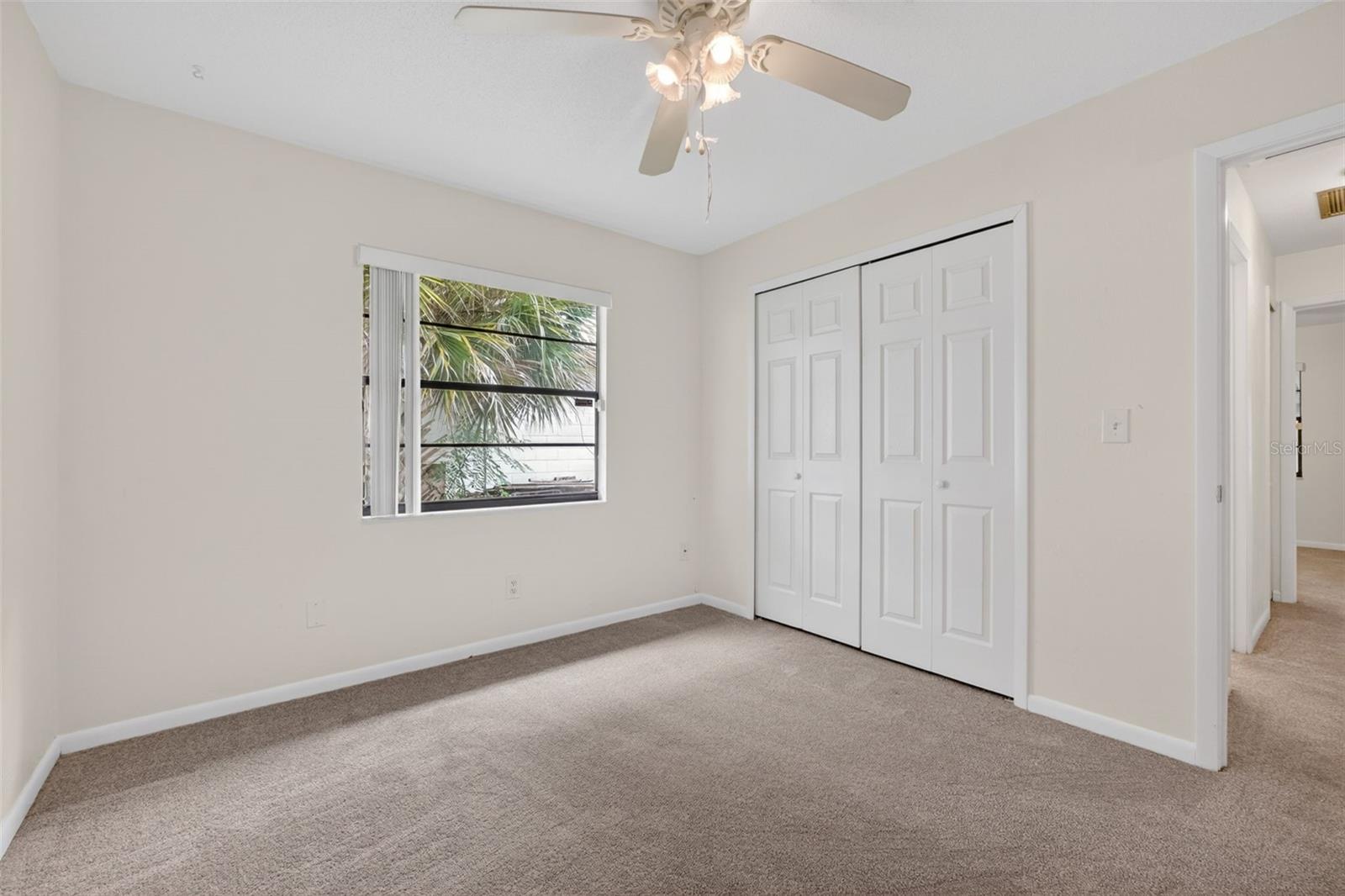 1660 E SHANGRI LA DR, DAYTONA BEACH, FL, 32119