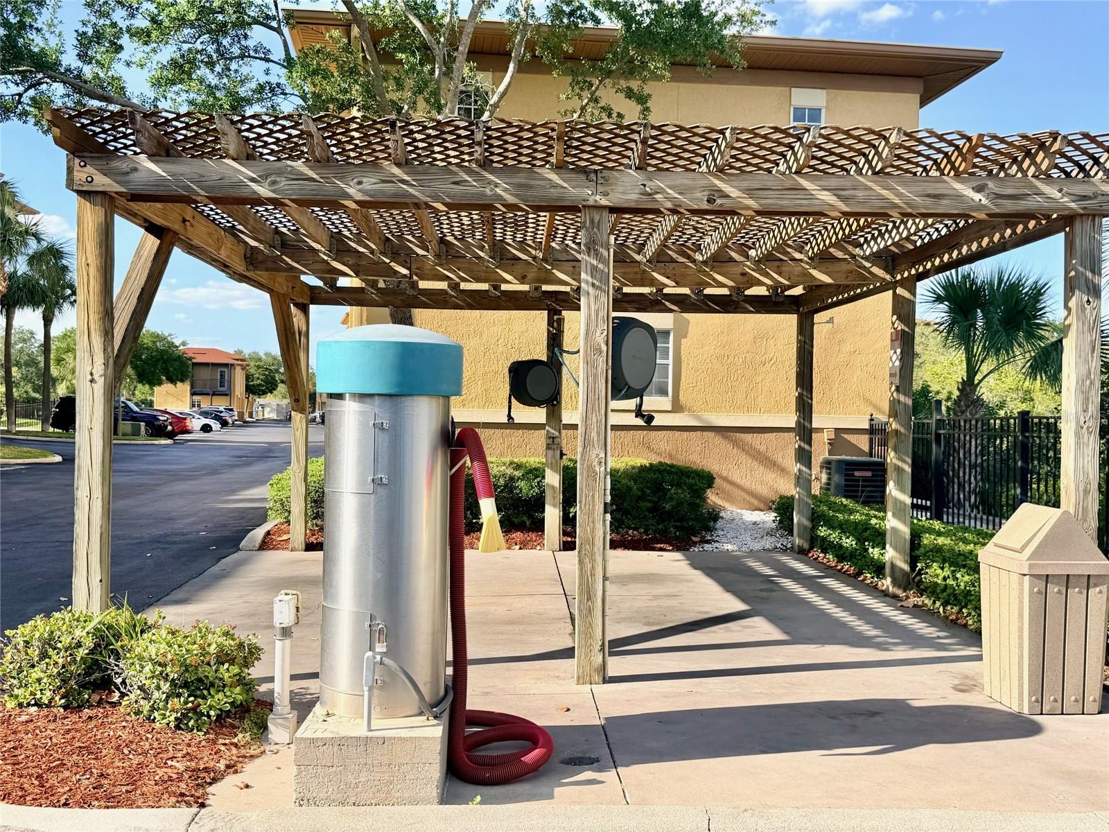 4323 BAYSIDE VILLAGE DR #105, TAMPA, FL, 33615