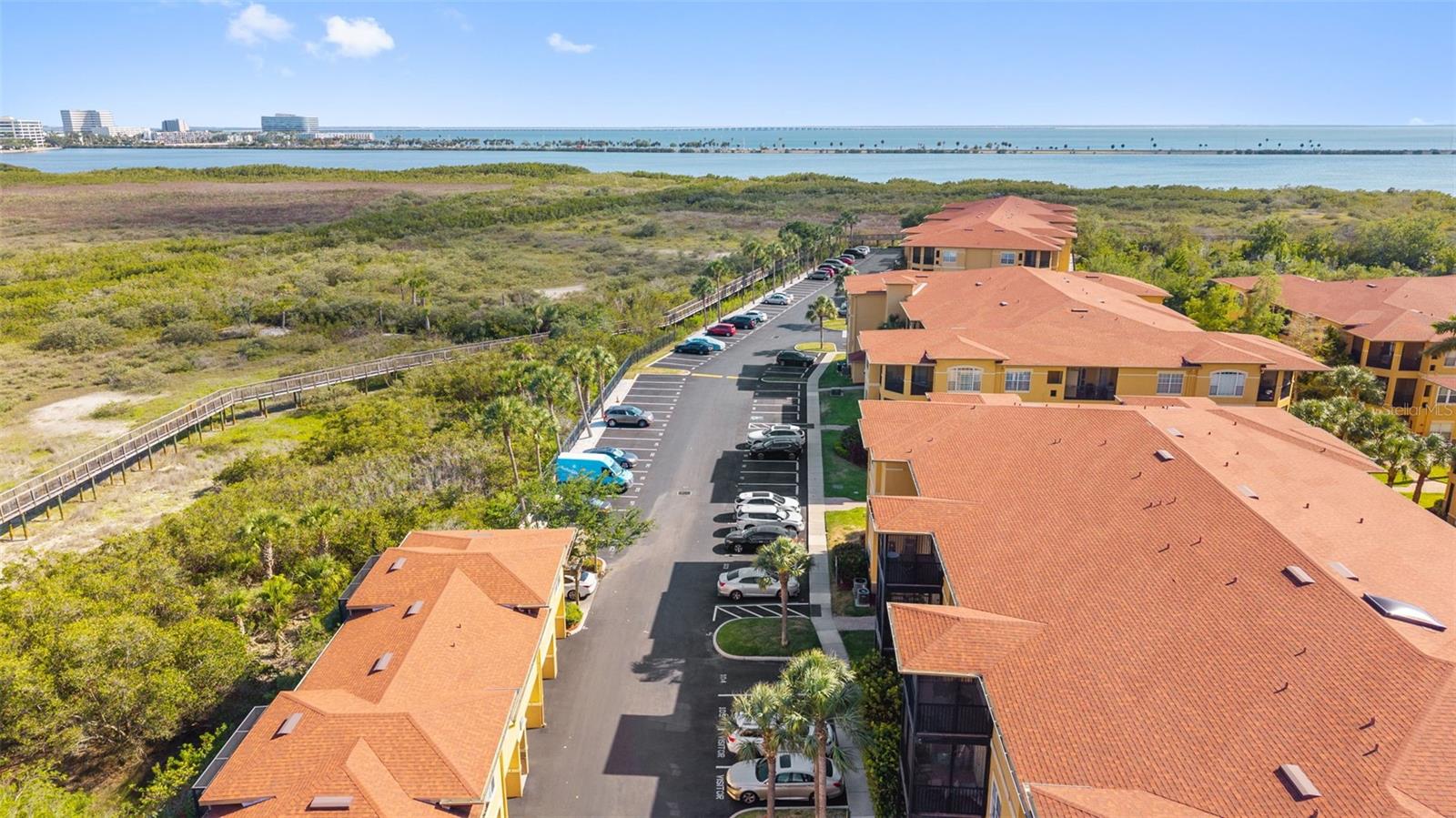 4323 BAYSIDE VILLAGE DR #105, TAMPA, FL, 33615