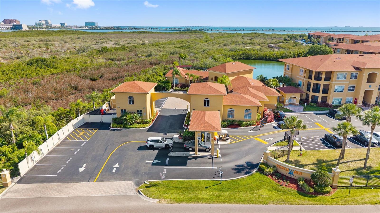 4323 BAYSIDE VILLAGE DR #105, TAMPA, FL, 33615