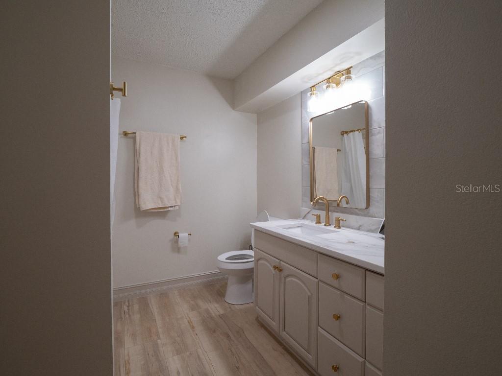 403 E CAROLINA AVE, PLANT CITY, FL, 33563