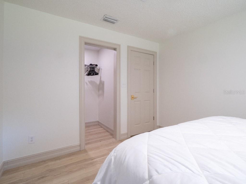 403 E CAROLINA AVE, PLANT CITY, FL, 33563