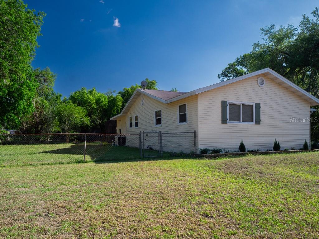 403 E CAROLINA AVE, PLANT CITY, FL, 33563