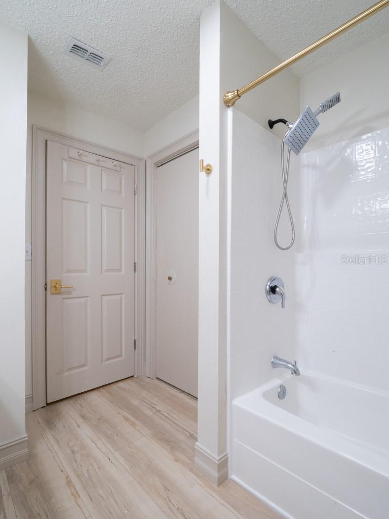 403 E CAROLINA AVE, PLANT CITY, FL, 33563