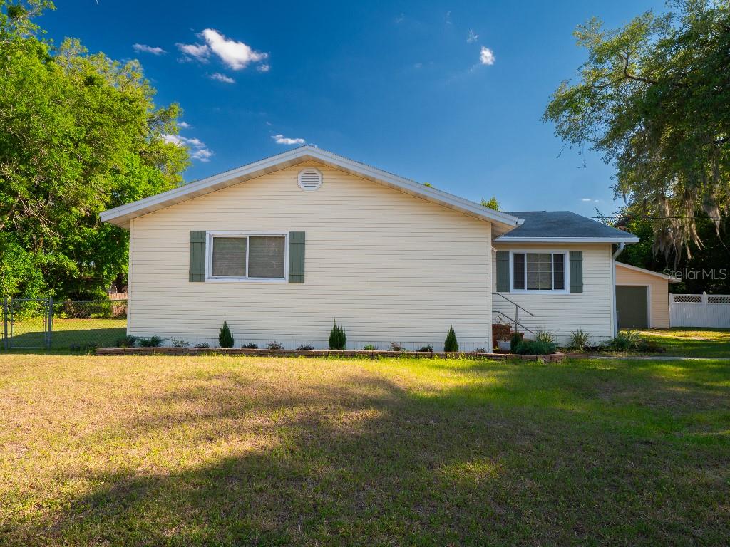 403 E CAROLINA AVE, PLANT CITY, FL, 33563