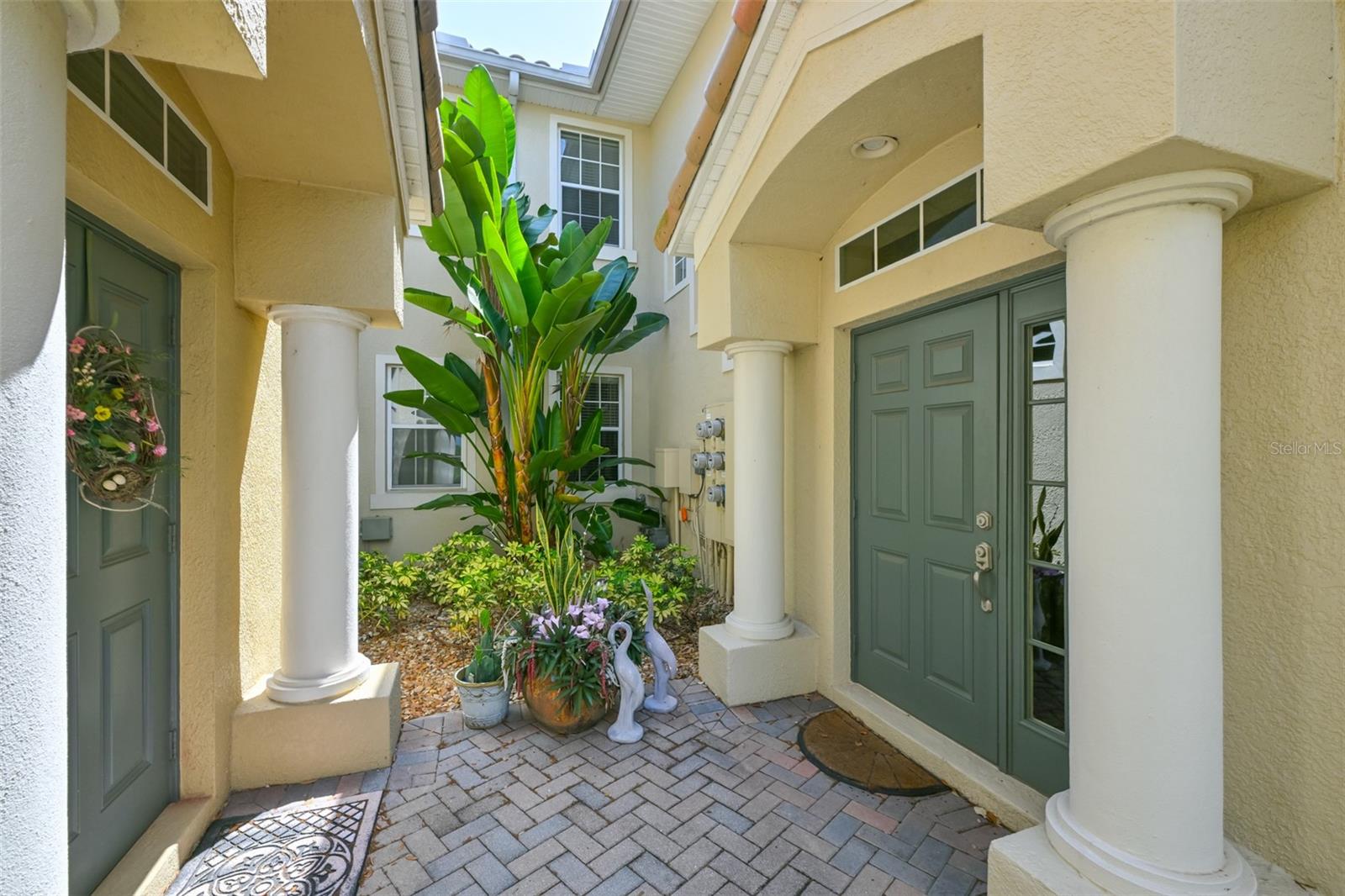 1330 EMERALD DUNES DR, SUN CITY CENTER, FL, 33573