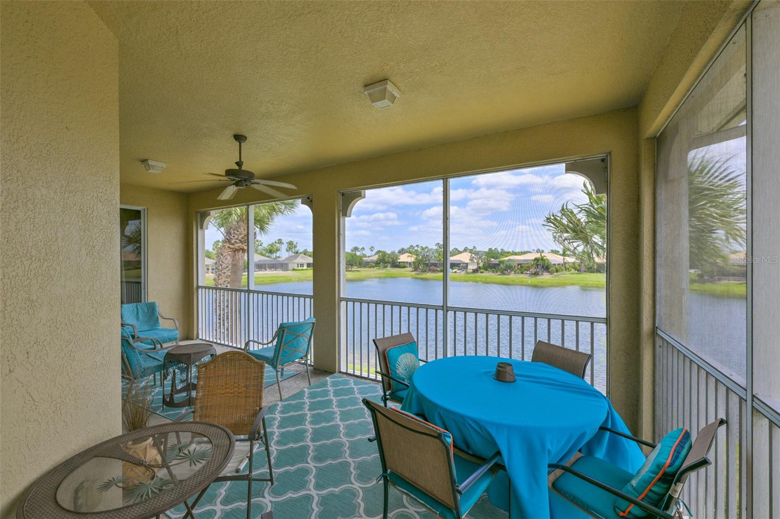 1330 EMERALD DUNES DR, SUN CITY CENTER, FL, 33573