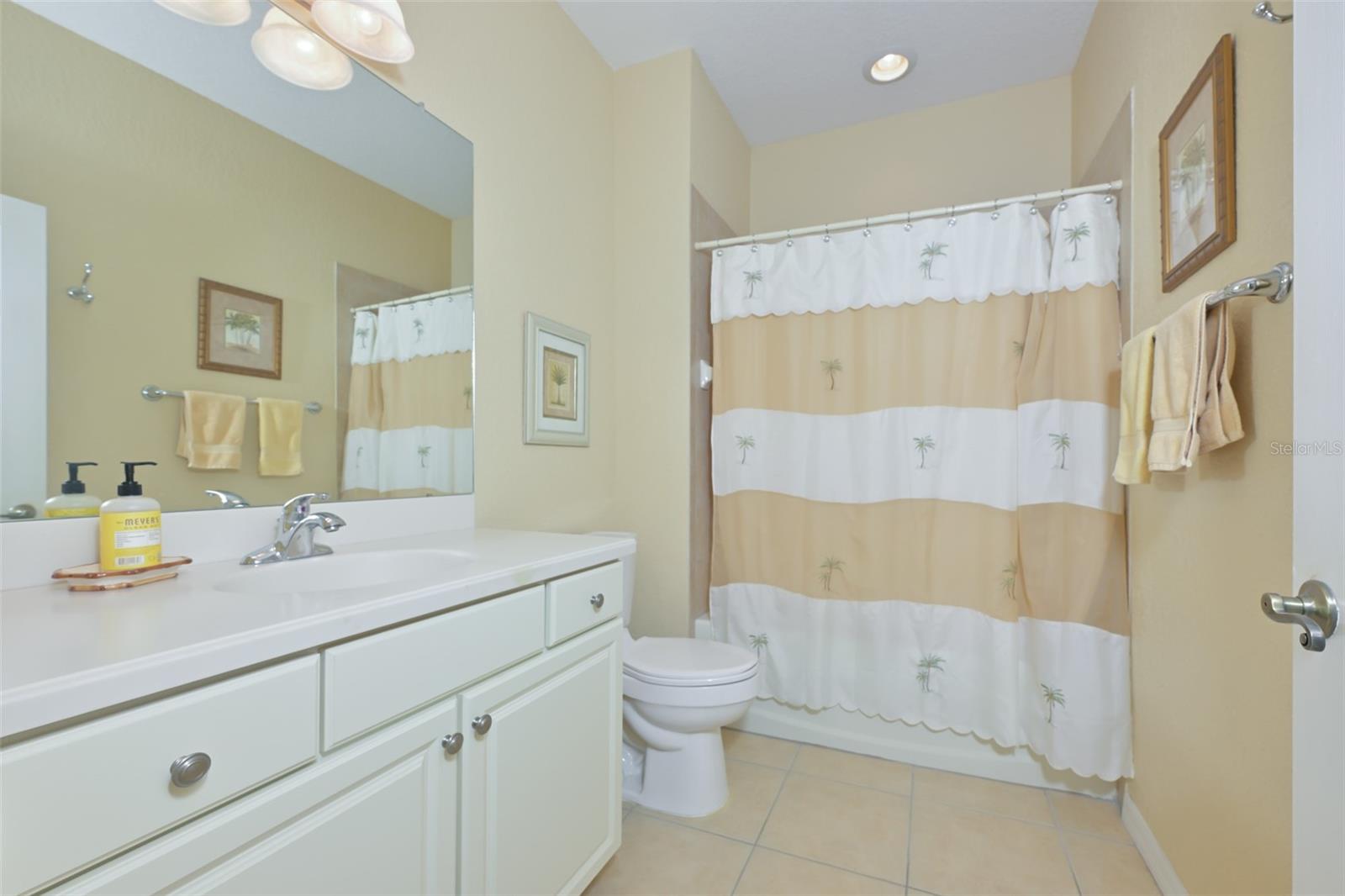 1330 EMERALD DUNES DR, SUN CITY CENTER, FL, 33573