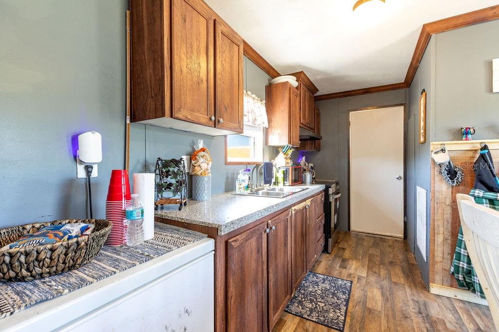 1147 SE HAMMERLY ST, MADISON, FL, 32340