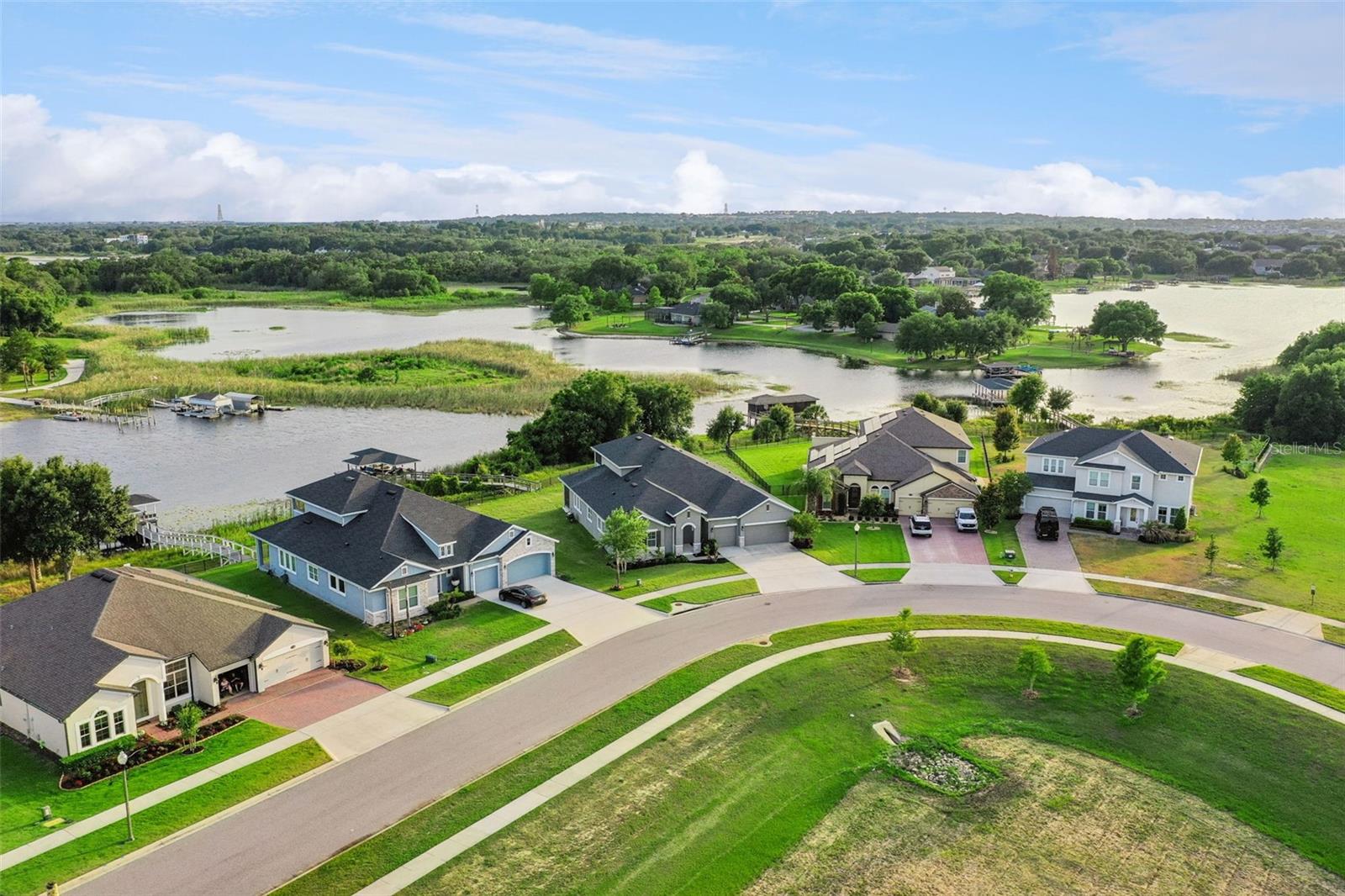 17060 SECRET HOLLOW LOOP, CLERMONT, FL, 34711