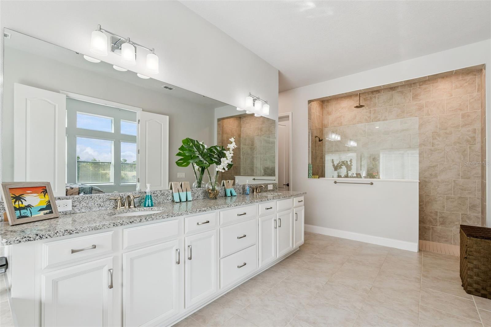 17060 SECRET HOLLOW LOOP, CLERMONT, FL, 34711