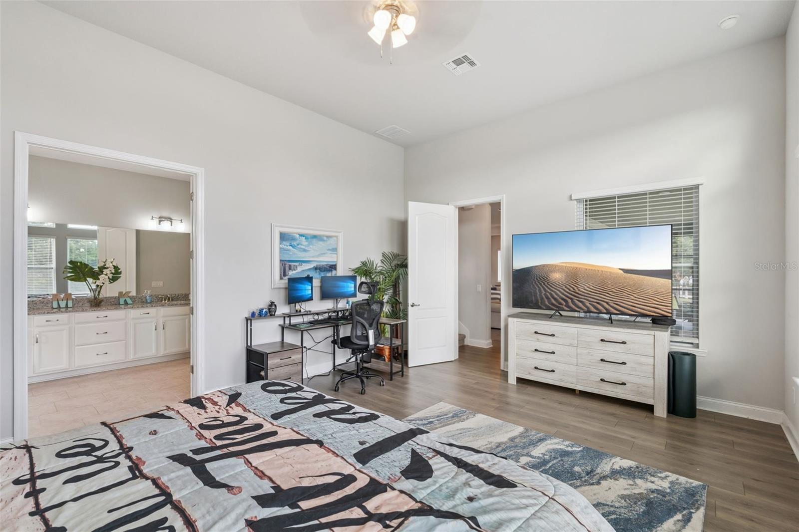 17060 SECRET HOLLOW LOOP, CLERMONT, FL, 34711