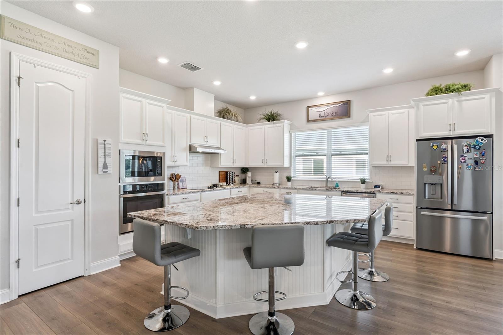 17060 SECRET HOLLOW LOOP, CLERMONT, FL, 34711