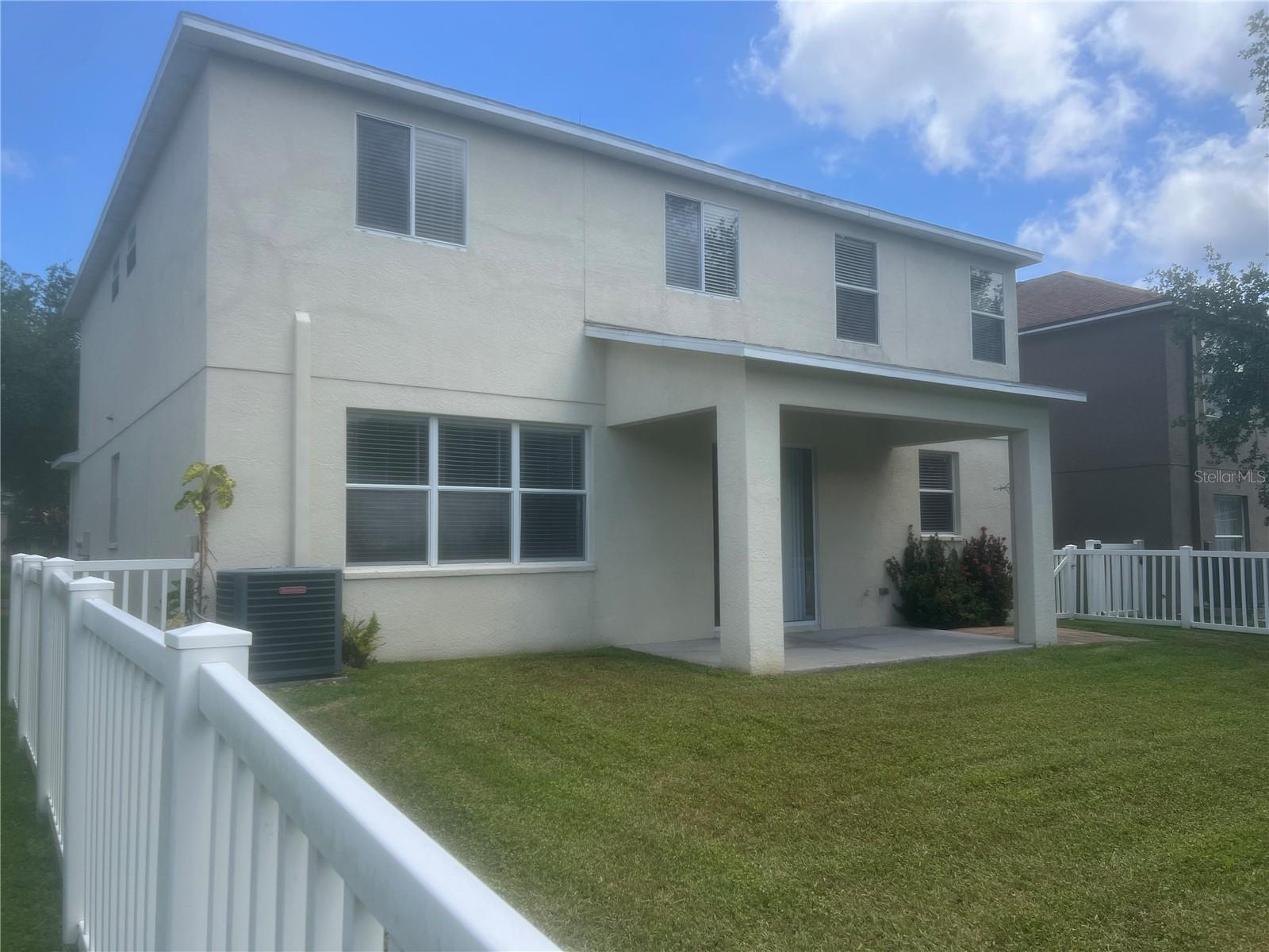 19036 FISHERMANS BEND DR, LUTZ, FL, 33558