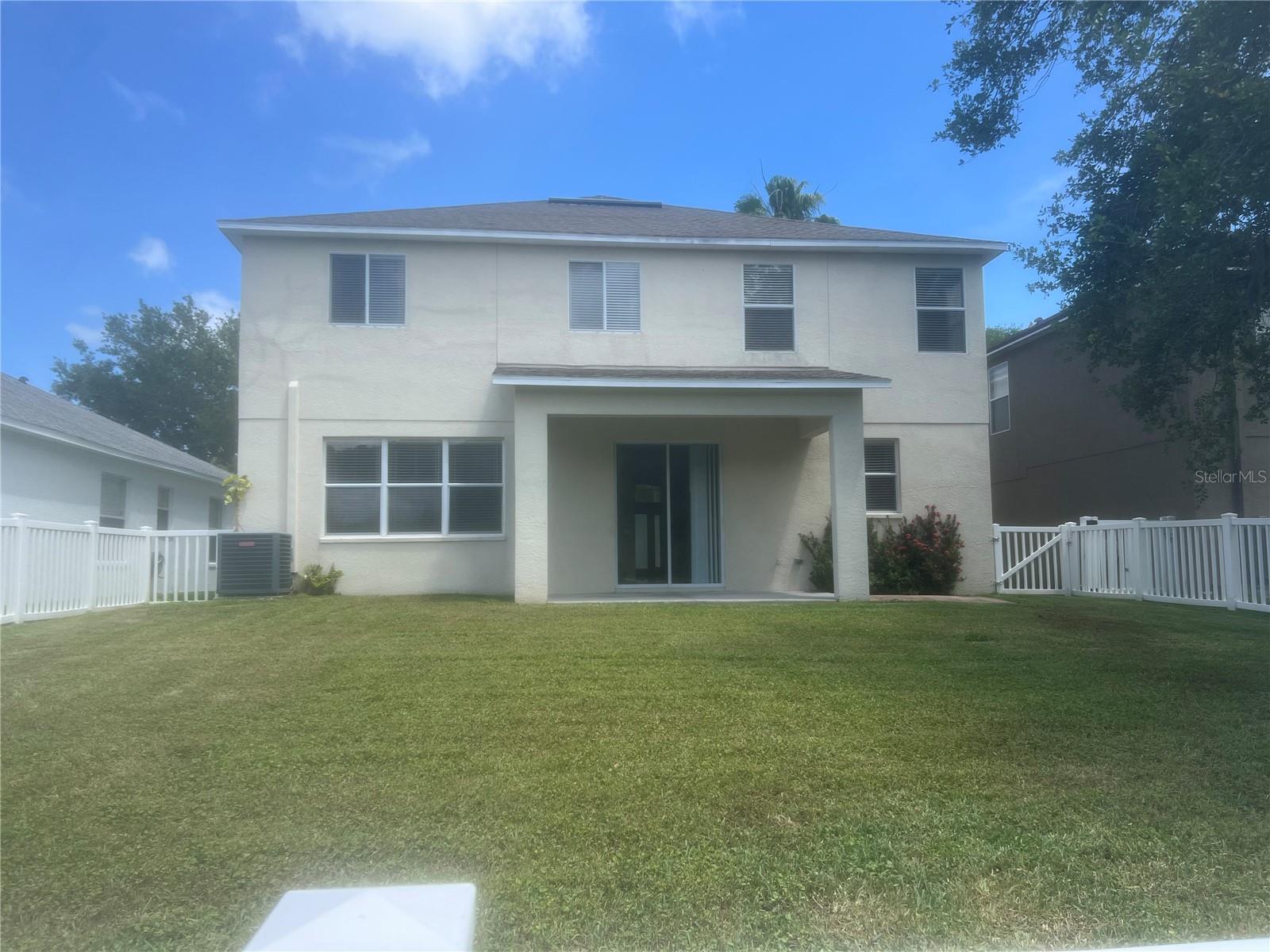 19036 FISHERMANS BEND DR, LUTZ, FL, 33558