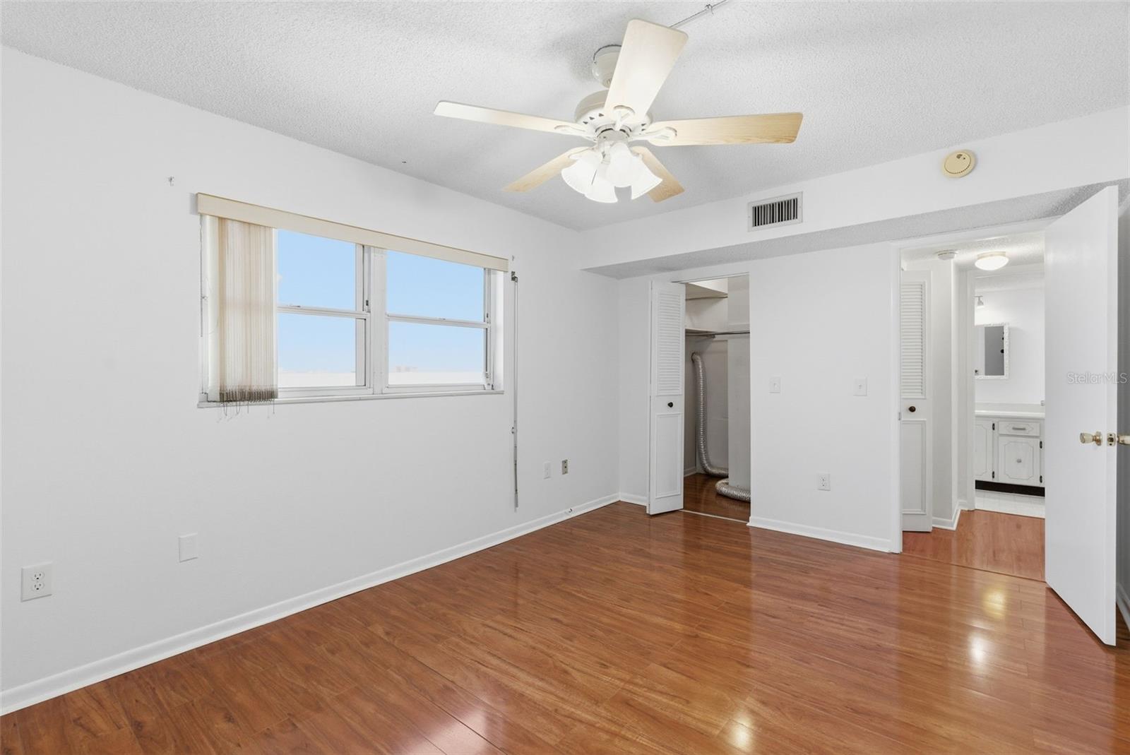 5980 SHORE BLVD S #901, GULFPORT, FL, 33707