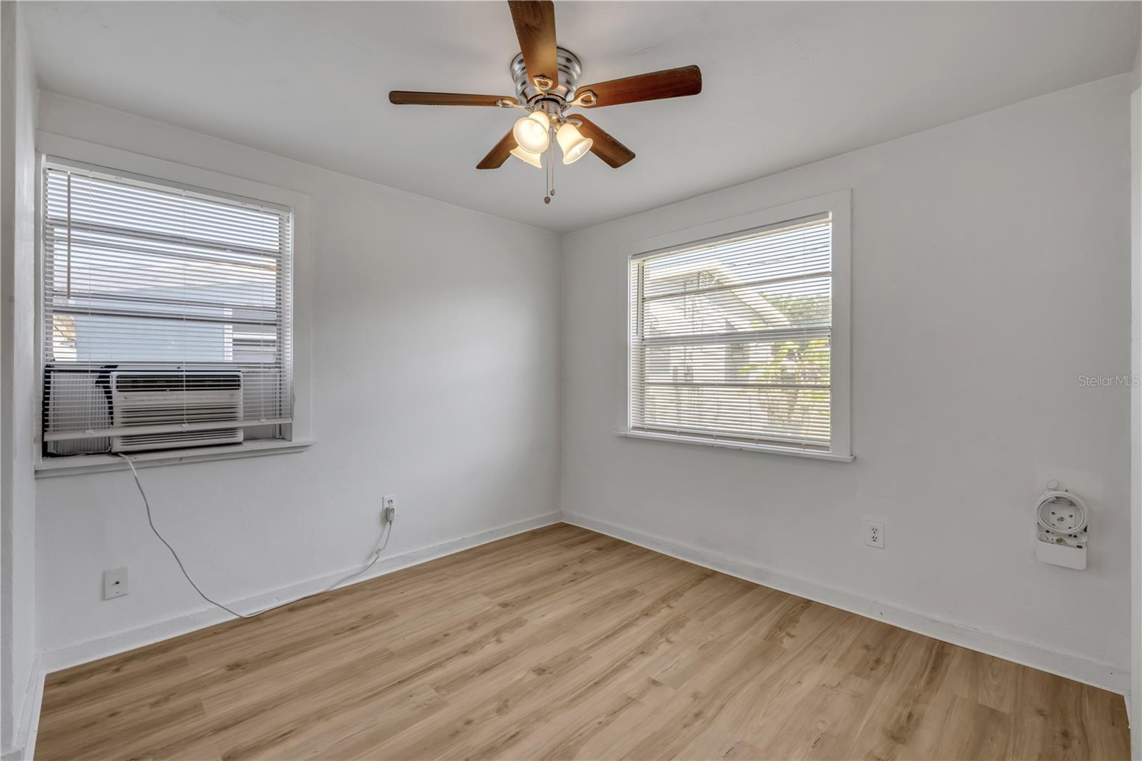 1051 JUNE TER, DAYTONA BEACH, FL, 32119