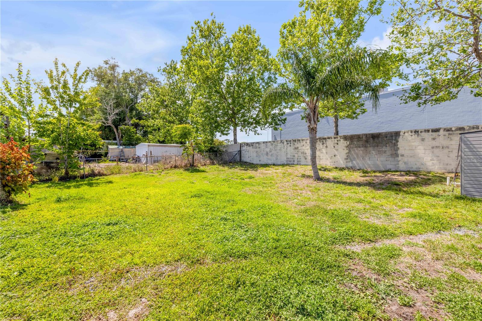 1051 JUNE TER, DAYTONA BEACH, FL, 32119