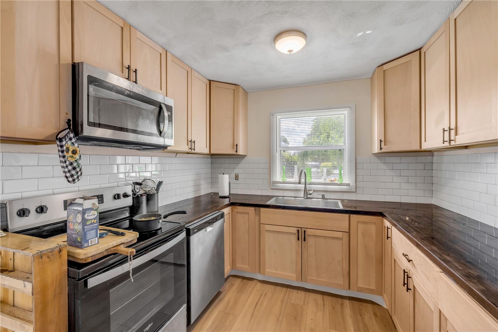 1051 JUNE TER, DAYTONA BEACH, FL, 32119