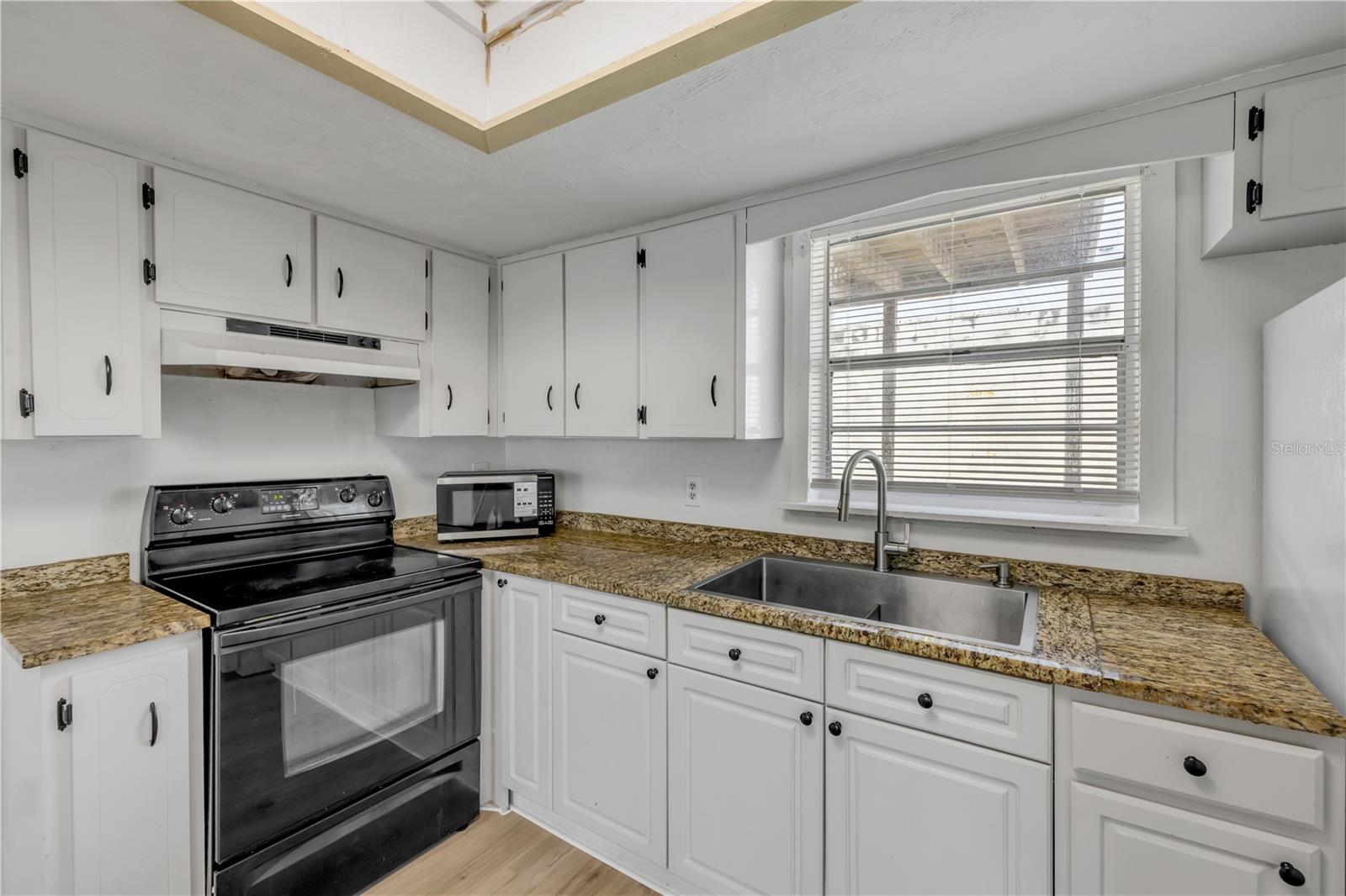 1051 JUNE TER, DAYTONA BEACH, FL, 32119