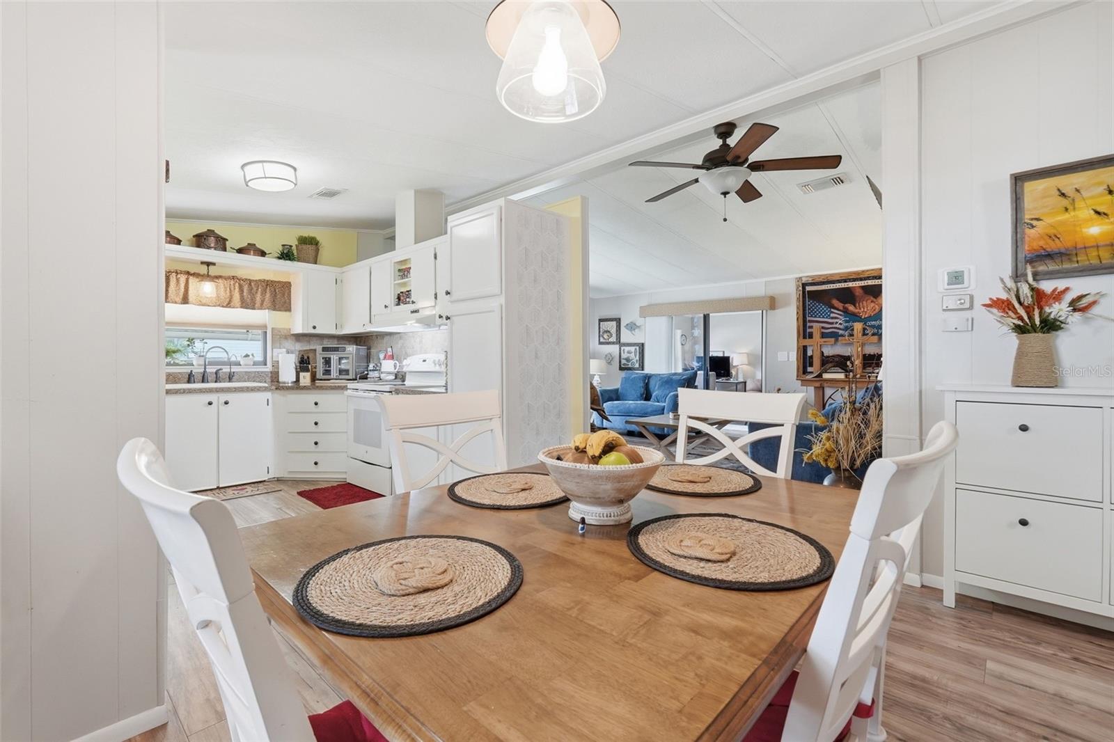 111 WINTERBERRY AVE, WILDWOOD, FL, 34785